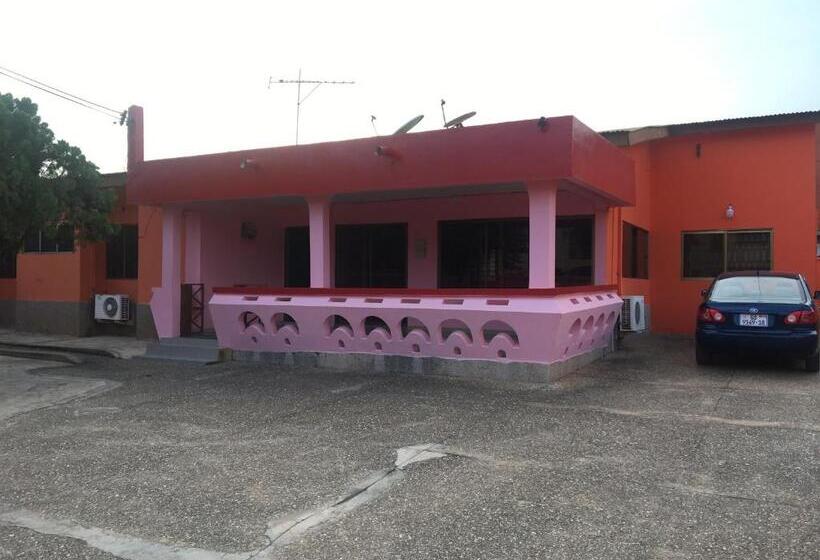 פנסיון Obiba J.k Guest House