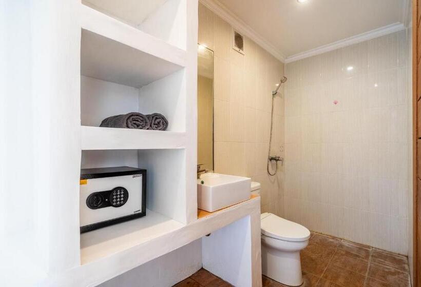 膳宿费 Lumturi House Centrally Located