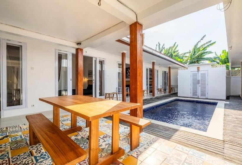 膳宿费 Lumturi House Centrally Located