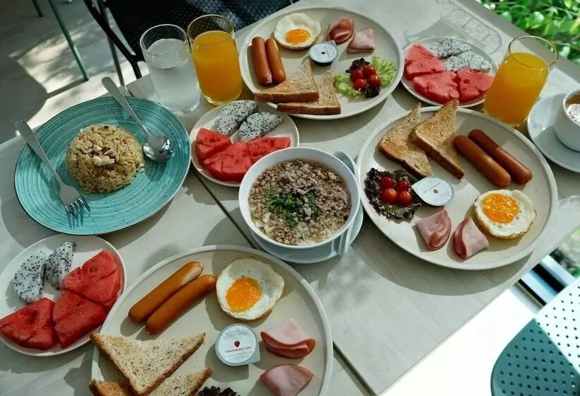 Rakmak Kan Resort & Cafe