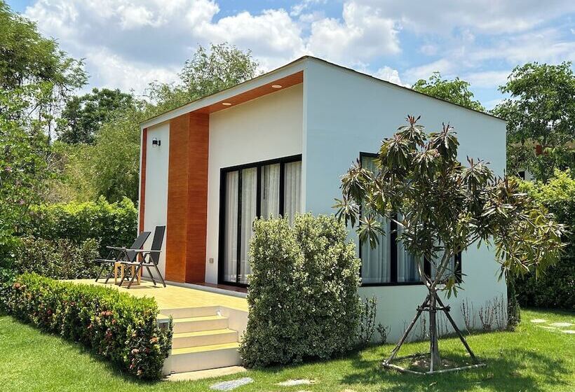 Rakmak Kan Resort & Cafe