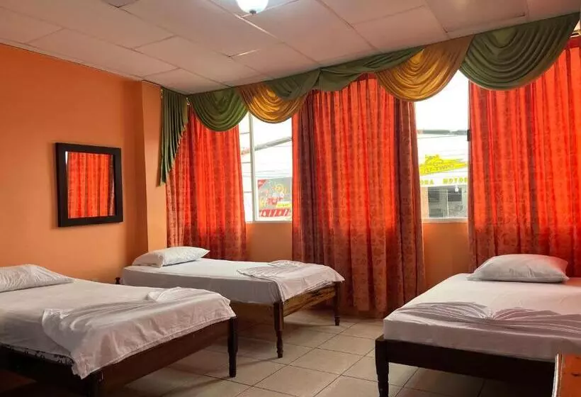 ユースホステル Casa De Hospedaje Pedernales
