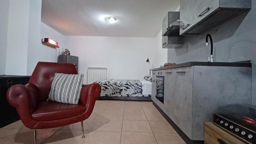 住宿加早餐 La Tana Di Otto