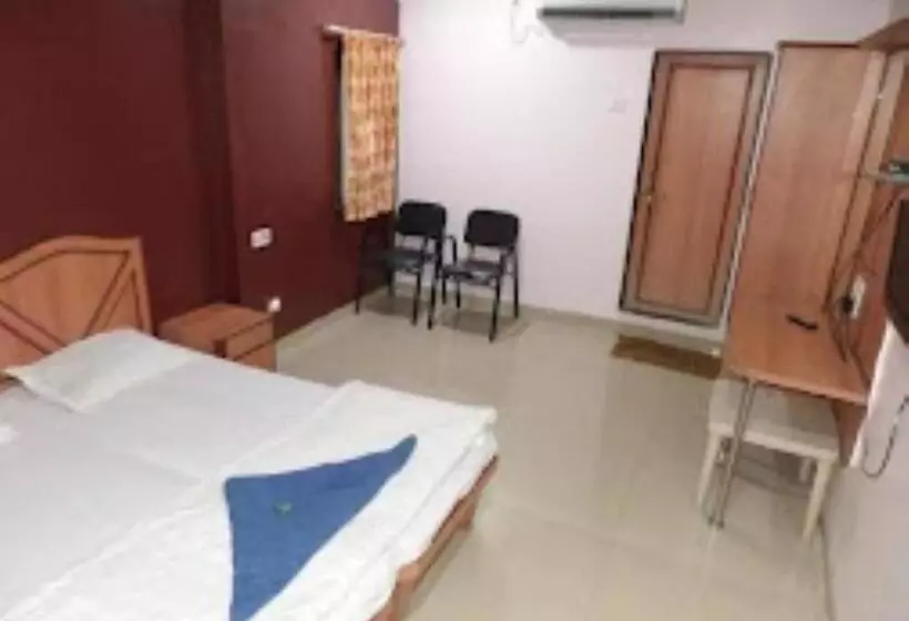 ホテル Amit Plaza Dhule