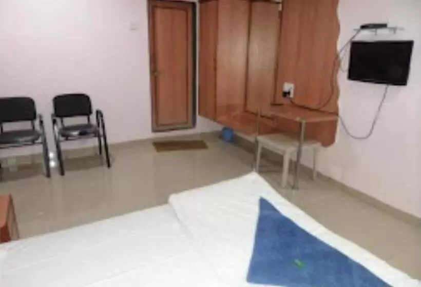 ホテル Amit Plaza Dhule