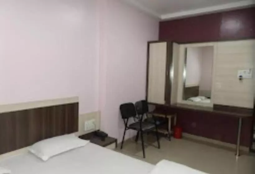 ホテル Amit Plaza Dhule