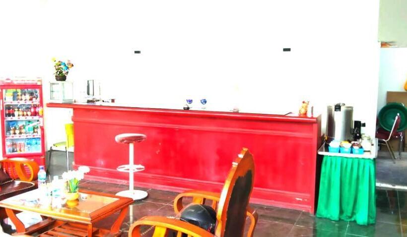 בית מלון כפרי Capital O 93331 By Hexa Niaga Hospitalita