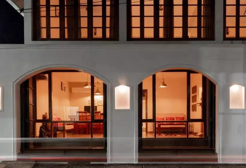 هتل Dutch Manor Boutique