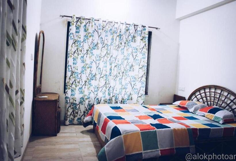 Hotel Jambrung Villas And Apartment With Common Pool Capacity Upto 50 People