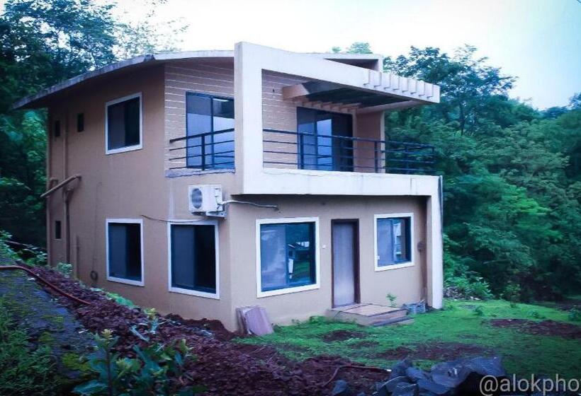 Hotel Jambrung Villas And Apartment With Common Pool Capacity Upto 50 People