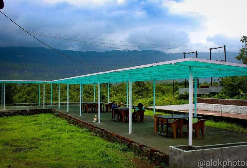 Hotel Jambrung Villas And Apartment With Common Pool Capacity Upto 50 People