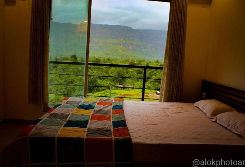 Hotel Jambrung Villas And Apartment With Common Pool Capacity Upto 50 People