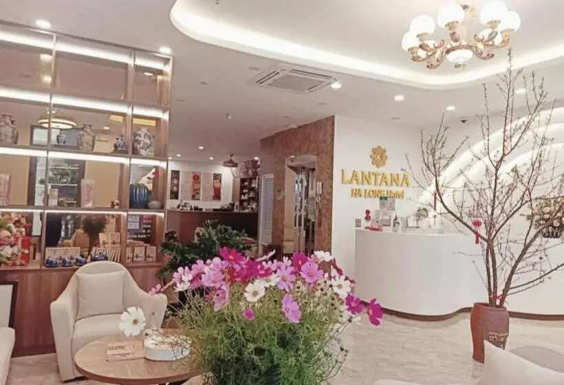 هتل Lantana