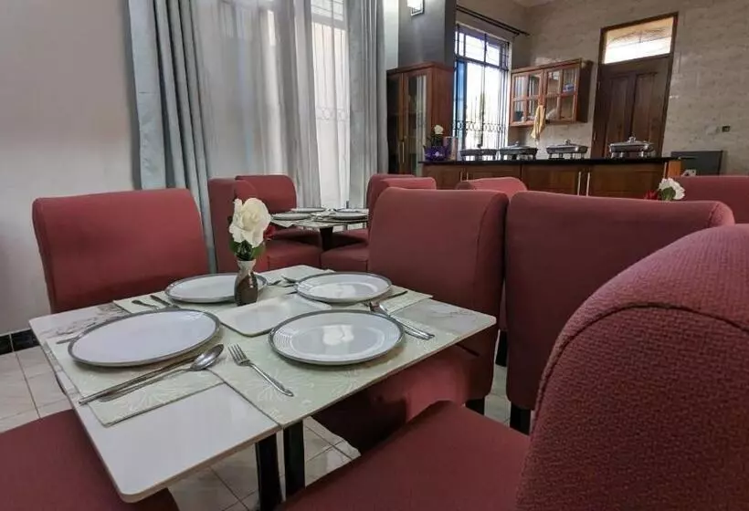 هتل Lilisha Executive Lodge