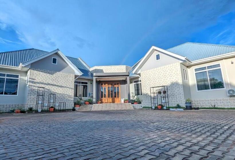 هتل Lilisha Executive Lodge