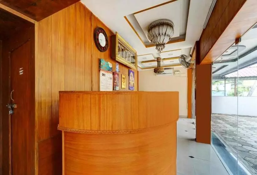 ホテル Oyo Flagship Classique Inn Residency