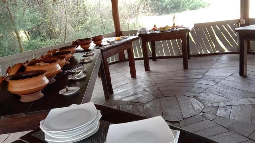 בית מלון כפרי Pearl Star Beach Resort