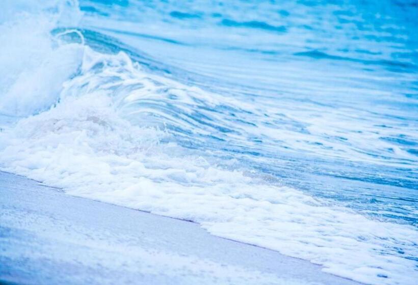 בית מלון כפרי Pearl Star Beach Resort