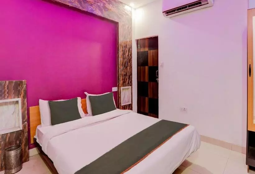 ホテル Collection O Kiara Guest House