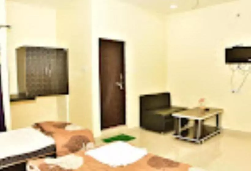 ホテル Swagatam And Restaurant, Chhattisgarh