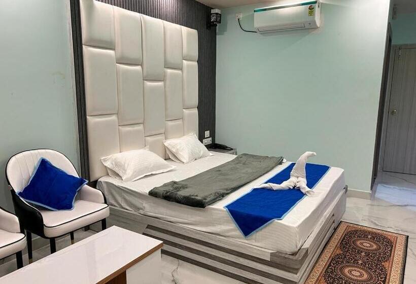 I Light Beach Resort