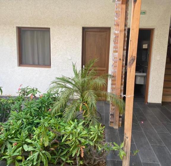 پانسیون Dar El Khitar