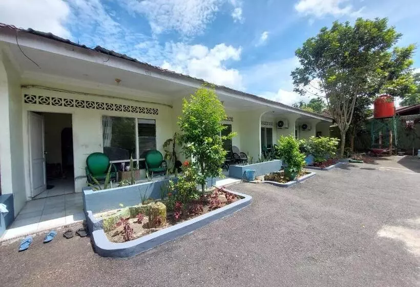 Majatalo Grand Syariah Guest House Humanitas