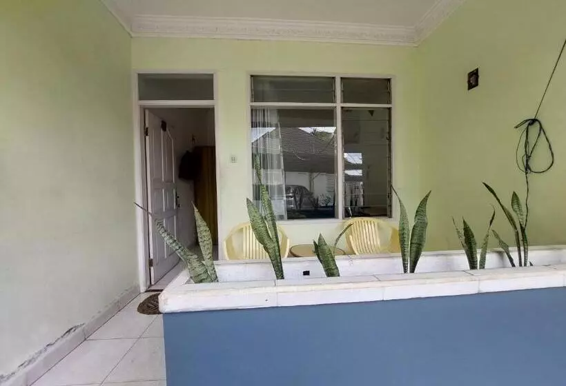 Majatalo Grand Syariah Guest House Humanitas