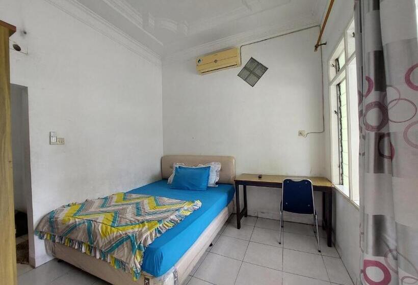 פנסיון Grand Syariah Guest House Humanitas