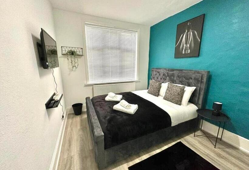 بنسيون Harrow Stays Ha1