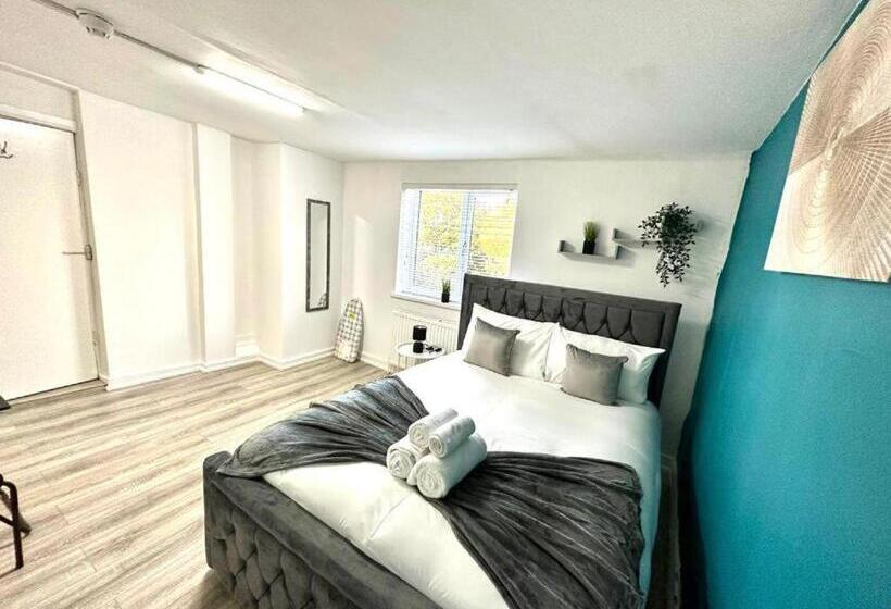 بنسيون Harrow Stays Ha1