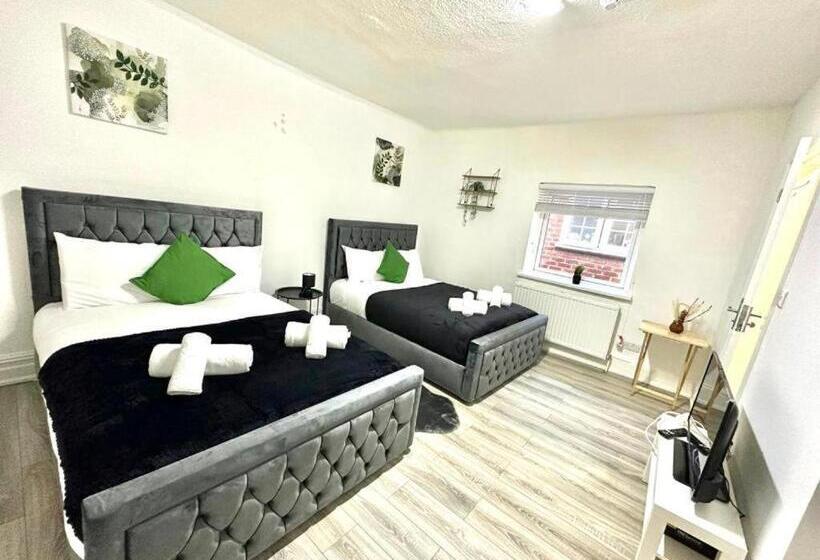 بنسيون Harrow Stays Ha1