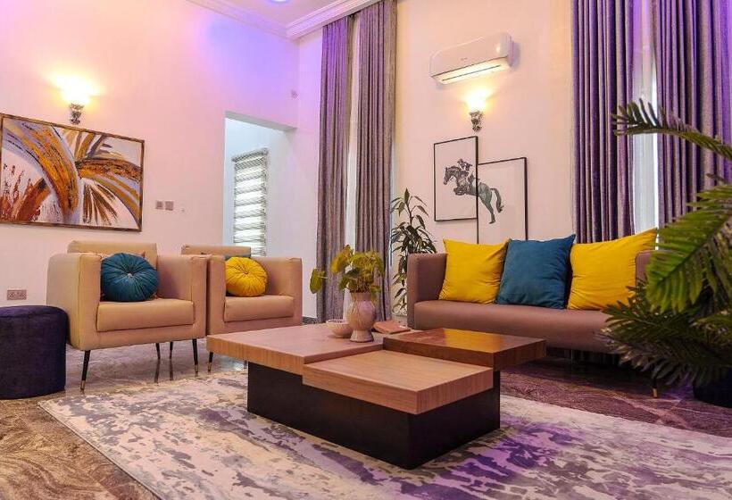 پانسیون Luxury 4 Bedrooms Terrace Duplex