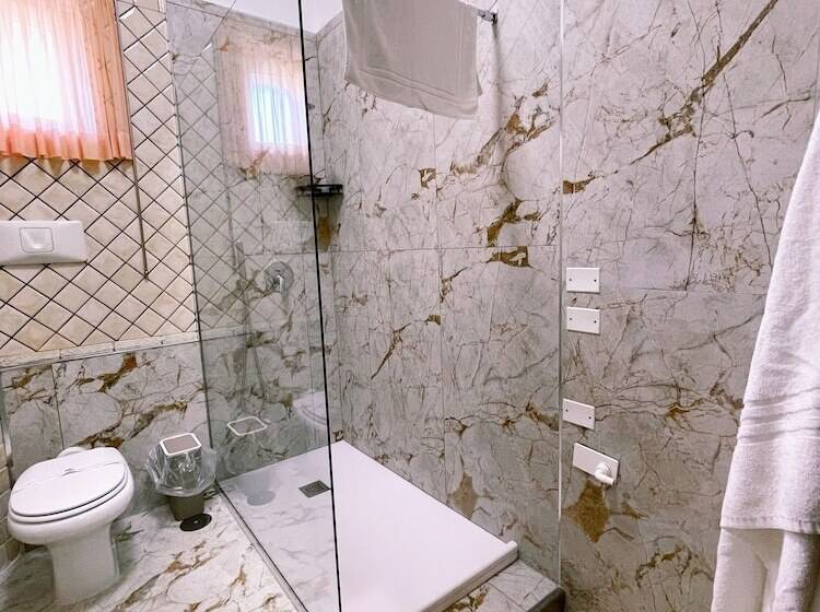 پانسیون Oasi D Oltremare