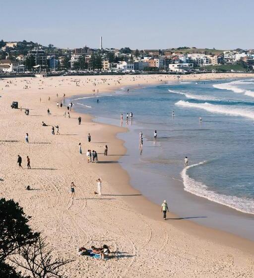 پانسیون Seaside Escape