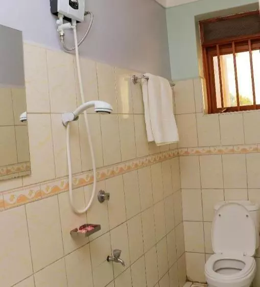 Primerose Hotel Mubende