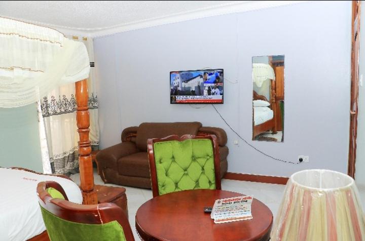 Primerose Hotel Mubende