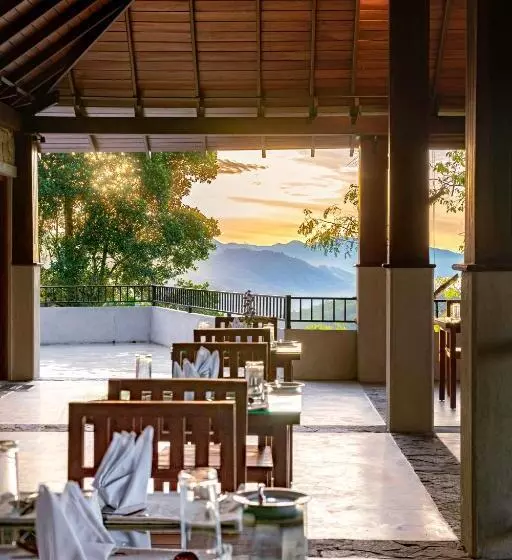 リゾートホテル Celestial Hills   Villas & Suites By The Clarks