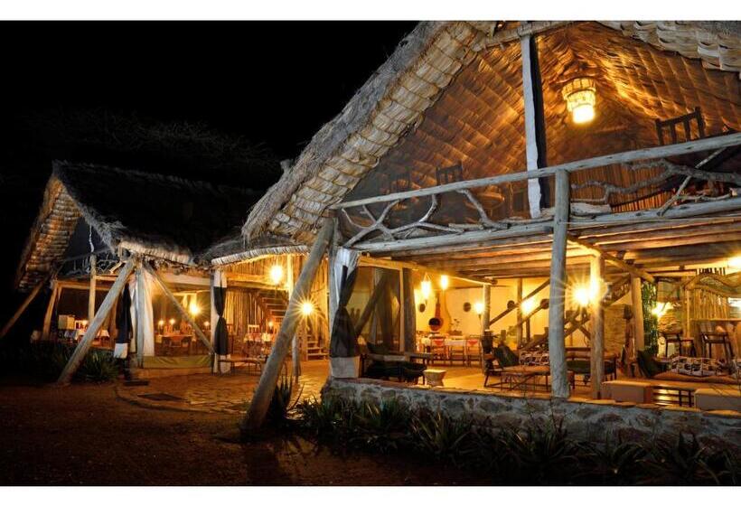 אתר נופש Ikoma Bush Camp