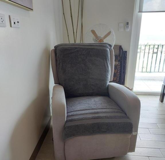 St. Honore New Condo Unit