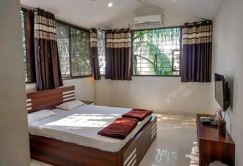 Swarg Resort Pawana