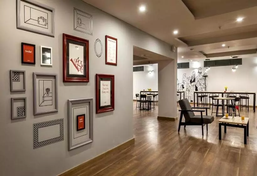 Super Townhouse Xotel