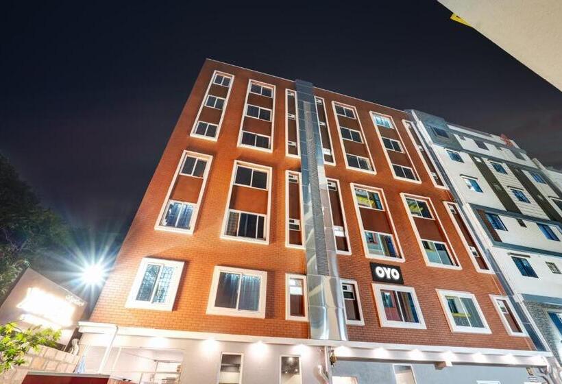 Super Townhouse Xotel