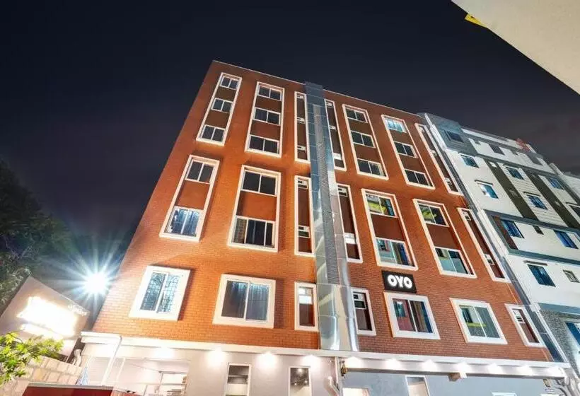 Super Townhouse Xotel