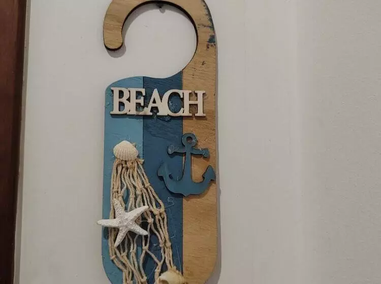 Aamiaismajoitus (B&B) Las Salinas House Private Rooms