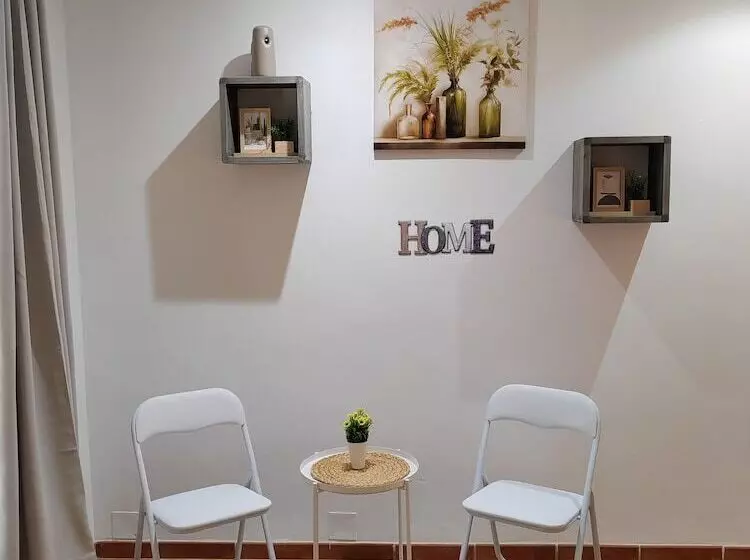 Aamiaismajoitus (B&B) Las Salinas House Private Rooms