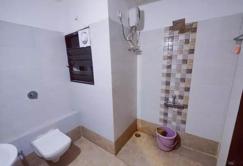 Collection O Hotel Ndh 47