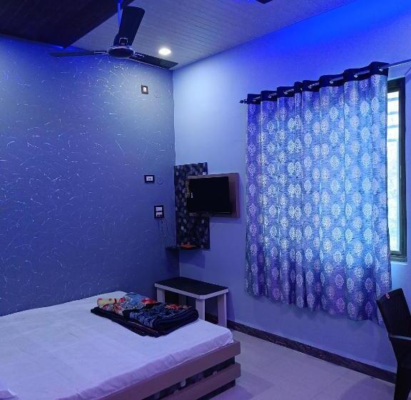 בית מלון כפרי होटल राजपुत पैलेस