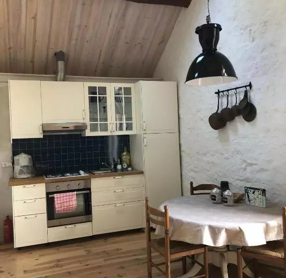 ホテル Gîte La Sarrée