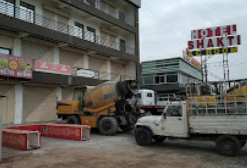 Hotel Shakti Delux Rooms Vadodara